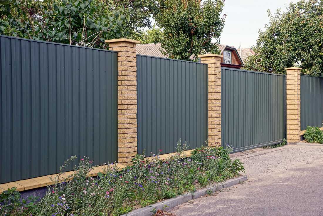 Northern Beaches Colorbond Steel Fence and Gate